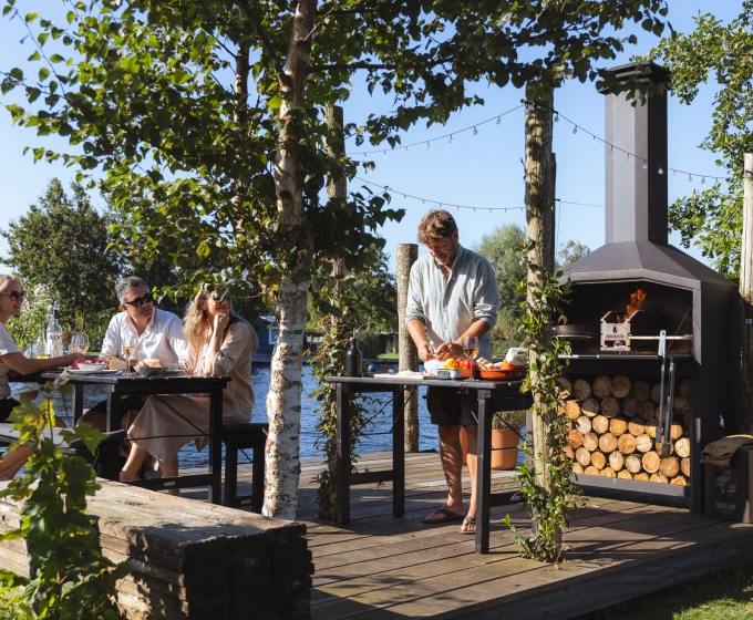 Barbecue in de tuin